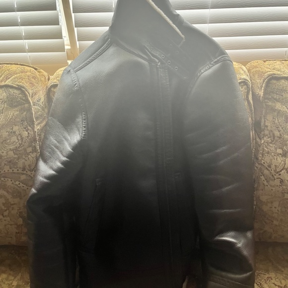 Leather Jacket-Guess - Picture 2 of 4